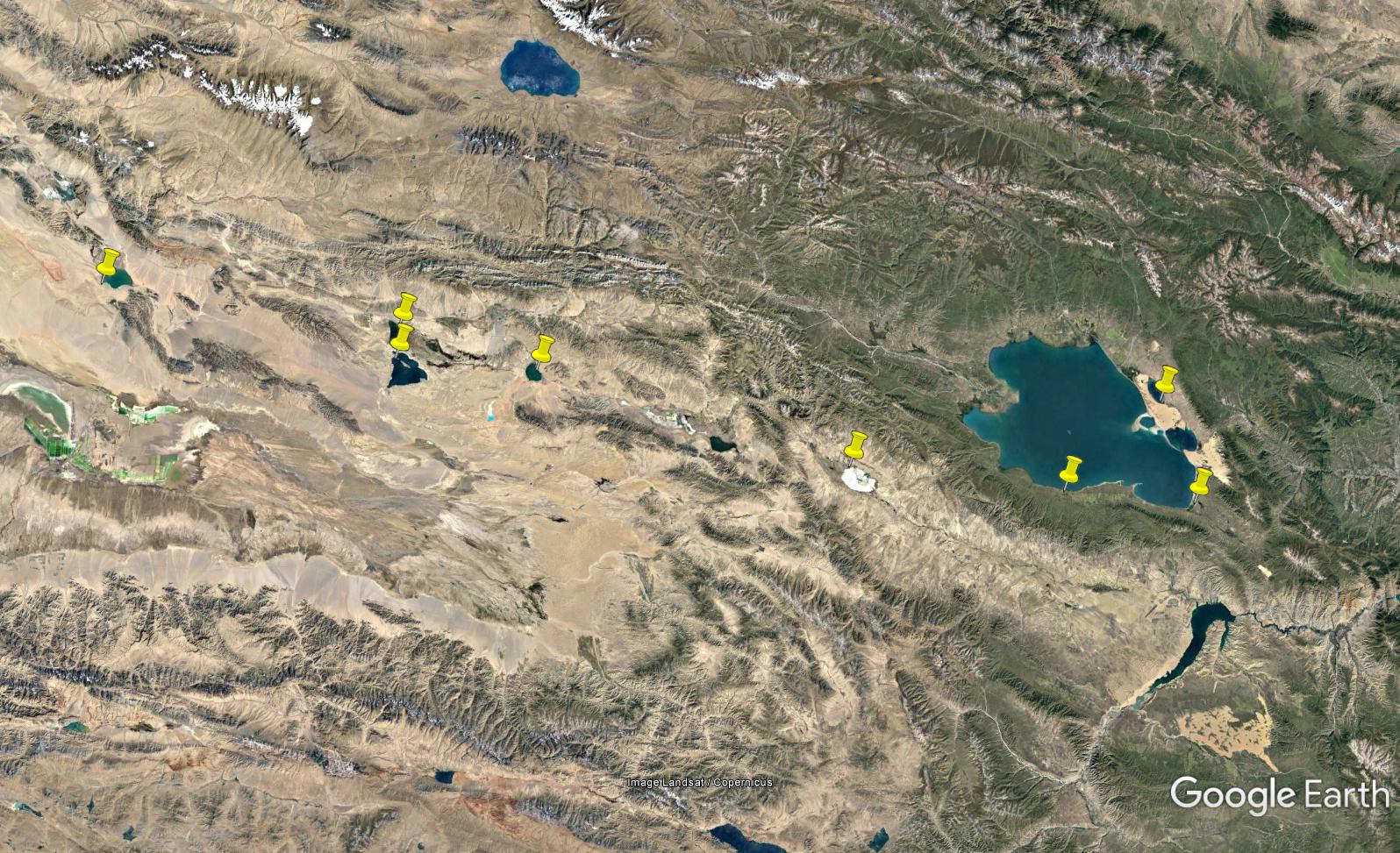 Locations of the studied lakes on the Qinghai-Tibetan Plateau, China.